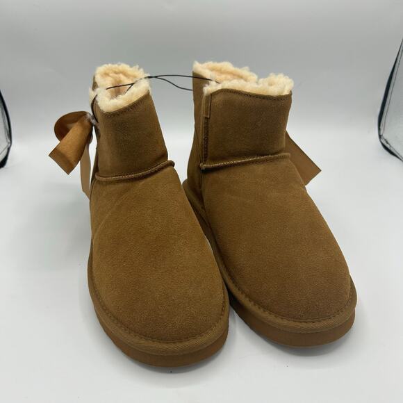 PAWZ by BEARPAW Boots Women’s 10 Chestnut Suede Ribbon Bow Shearling Lined New - Picture 3 of 14